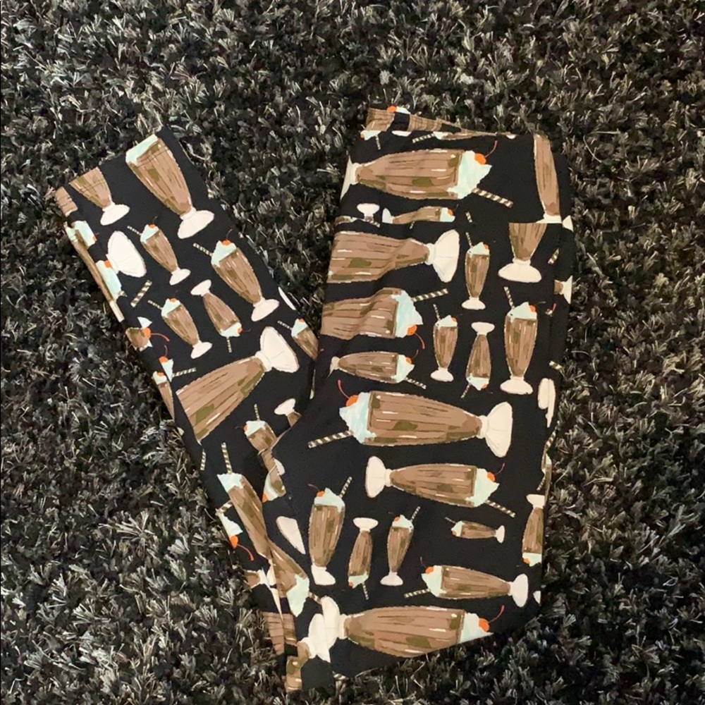 Lularoe milkshake leggings